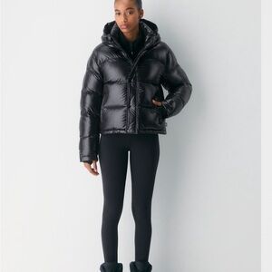 Aritzia Super Puff Shorty Jacket (Hi Gloss)
